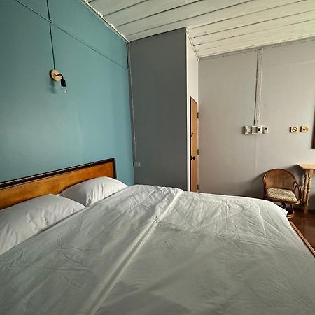 Thadan Guest House Хуайсай Экстерьер фото