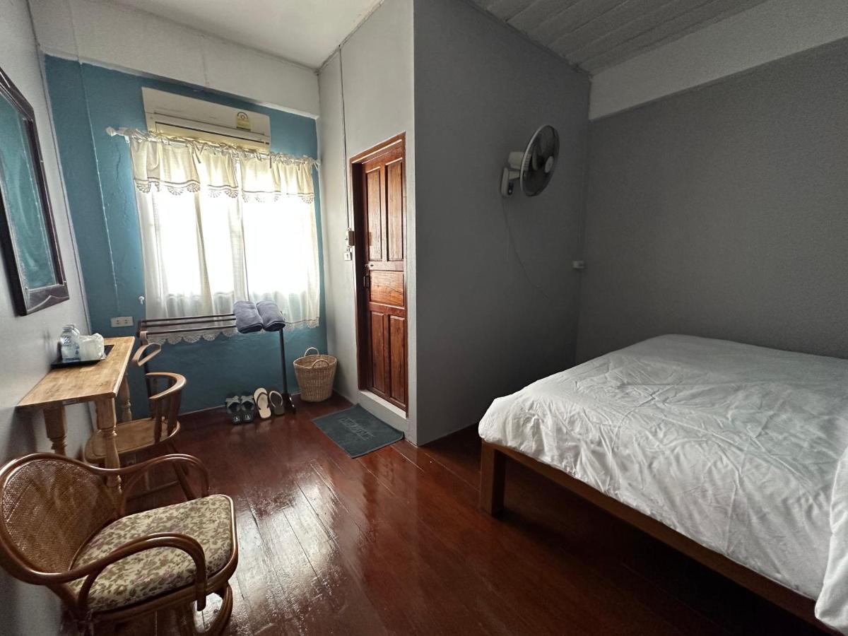 Thadan Guest House Хуайсай Экстерьер фото